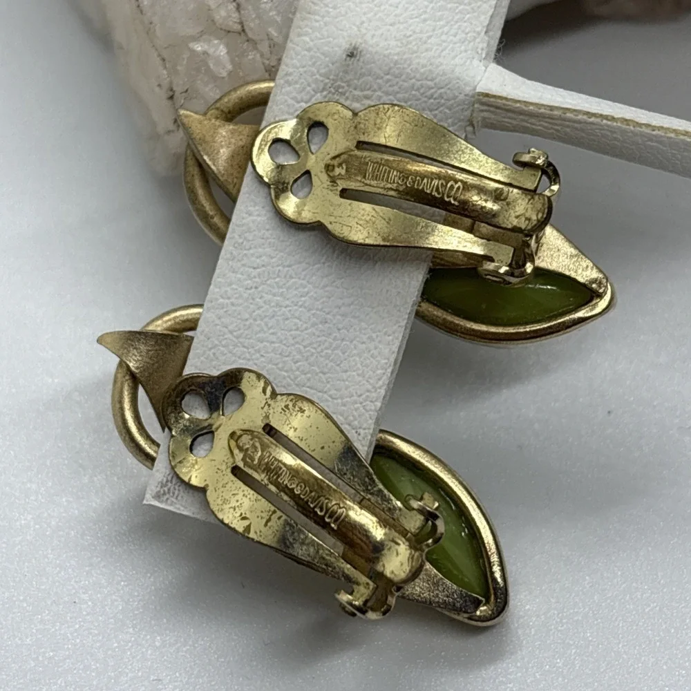 Vtg Whiting &‎ Davis Moss Green Givre Navette Gold Tone Leaf Clip Earrings 60s
